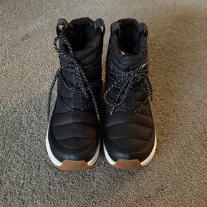 Women’s North Face THERMOBALL™ Lace Up Waterproof Boots 8